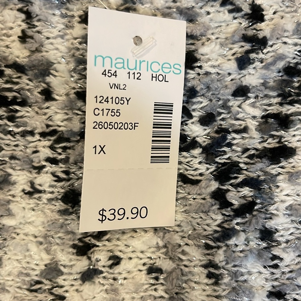 Maurices sweater - Picture 3 of 4